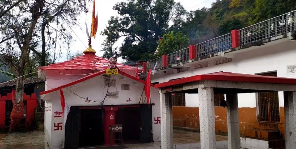 Jwalpa Devi Temple, Pauri Garhwal, Uttarakhand - Vushii.com Jwalpa Devi Temple, Pauri Garhwal, Uttarakhand - Vushii.com